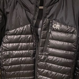 Men’s Outdoor Research Helium Down Hoodie - Medium